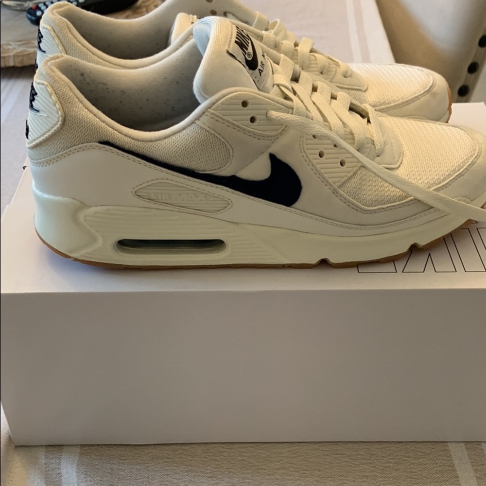 Nike Airmax.  White/Black.  Size 10.5.